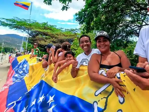 De esta forma venezolanos en Colombia conmemoran un año de elecciones del 28JUL