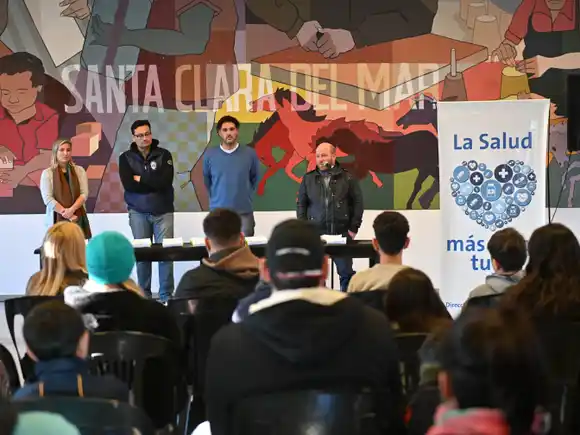 Mar Chiquita continúa con la entrega de anteojos gratuitos a alumnos