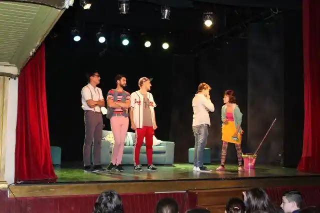 Se presentó la obra “Hecatombe” en el Teatro Italia