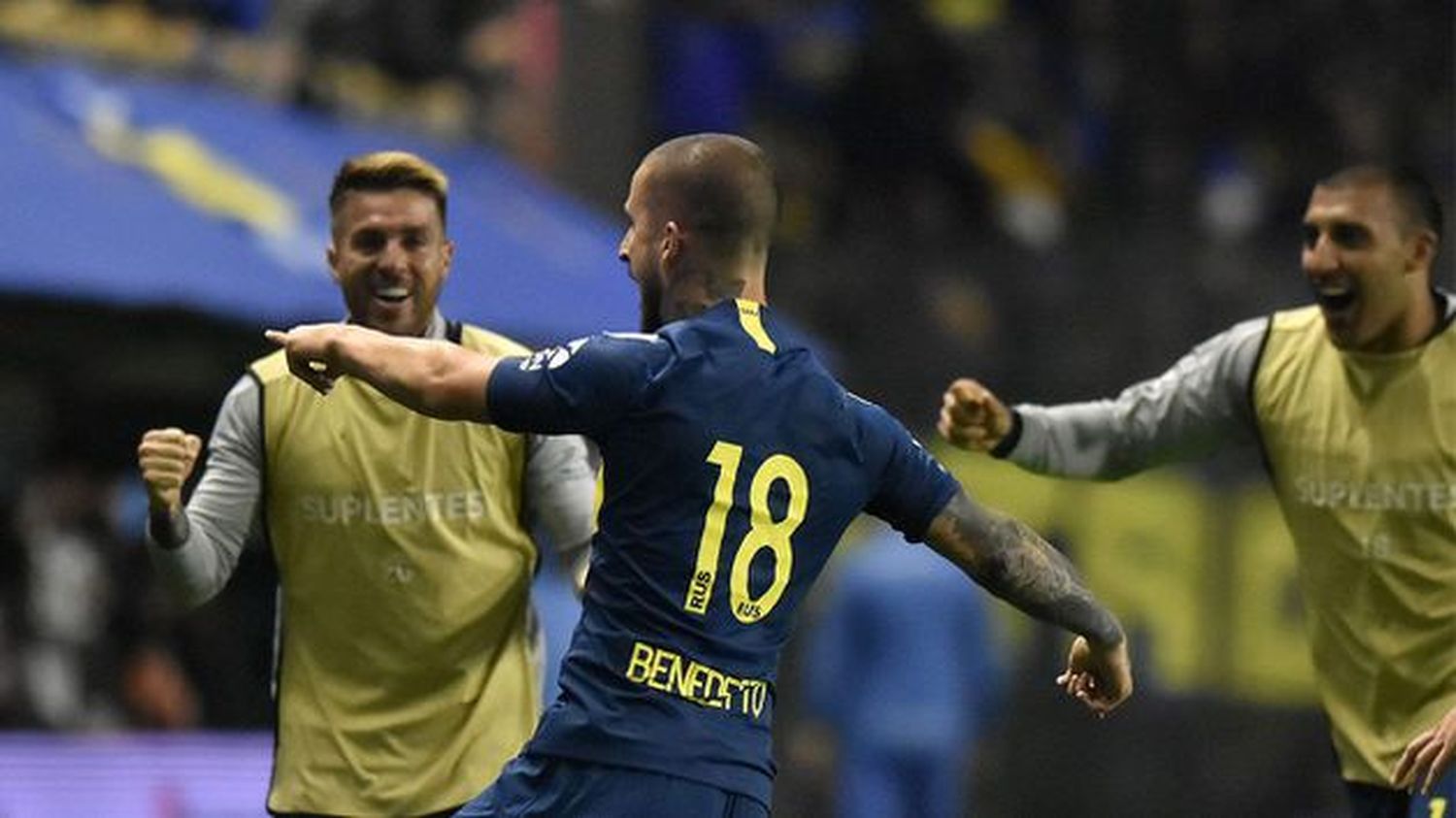 Libertadores: con dos goles de Benedetto, Boca le ganó a Palmeiras