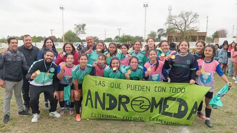 Clorinda es campeón del
provincial de fútbol femenino