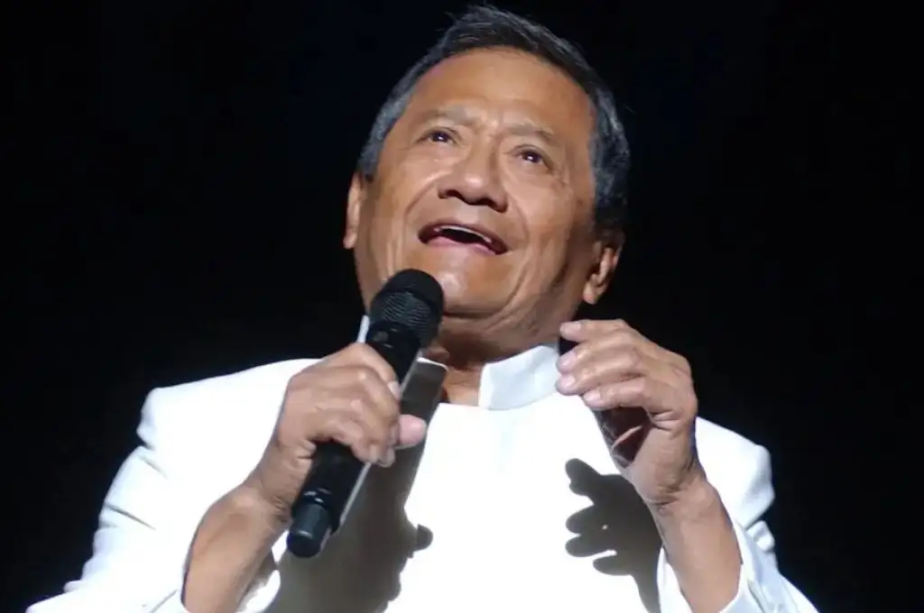 Armando Manzanero, internado por coronavirus y en estado “delicado”