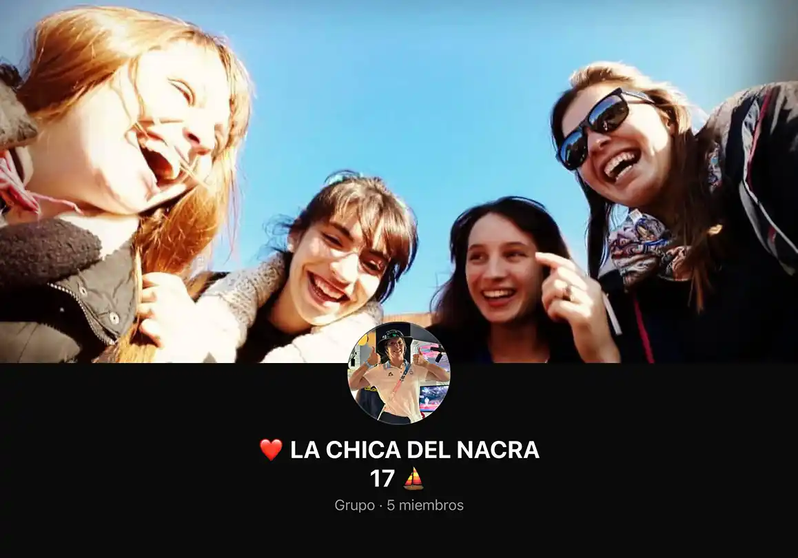 El nombre en WhatsApp del grupo de amigas de Eugenia Bosco.