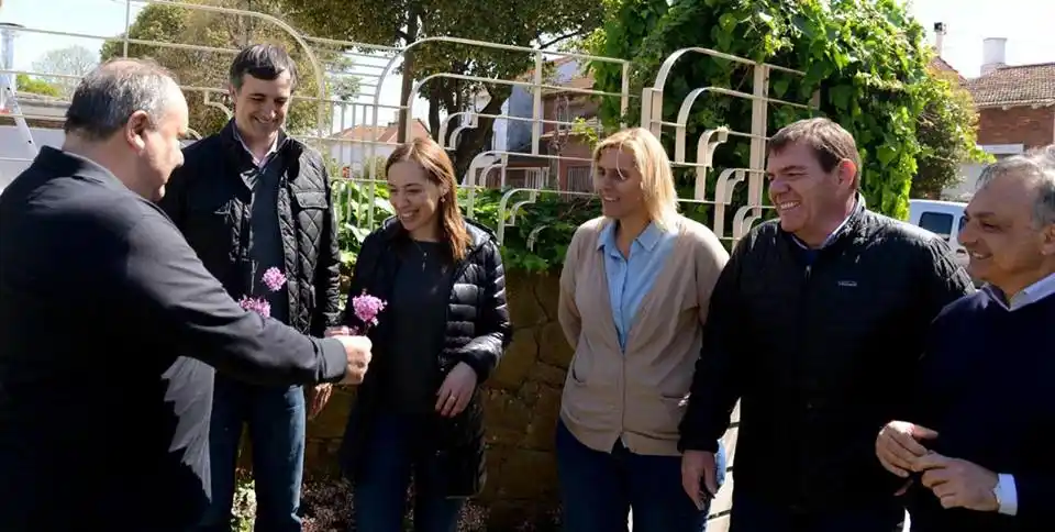 Elecciones 2017: Vidal acompañó a Bullrich en timbreo de Cambiemos