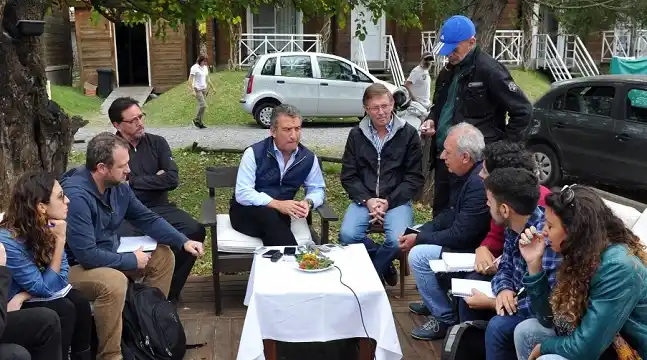 Urribarri no descartó que el FPV presente una sola lista 