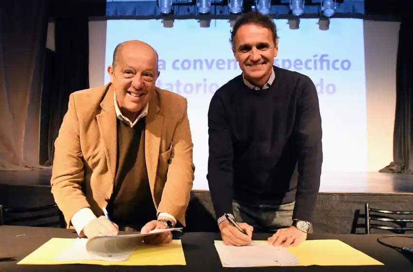 "Vamos a hacer un natatorio", prometió el Presidente y ya se anuncio el inicio de la obra