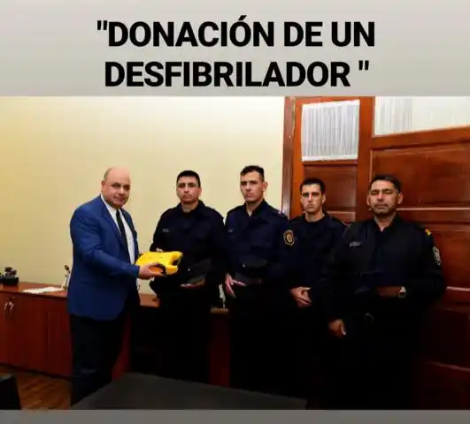 Importante donación de un "desfibrilador"
