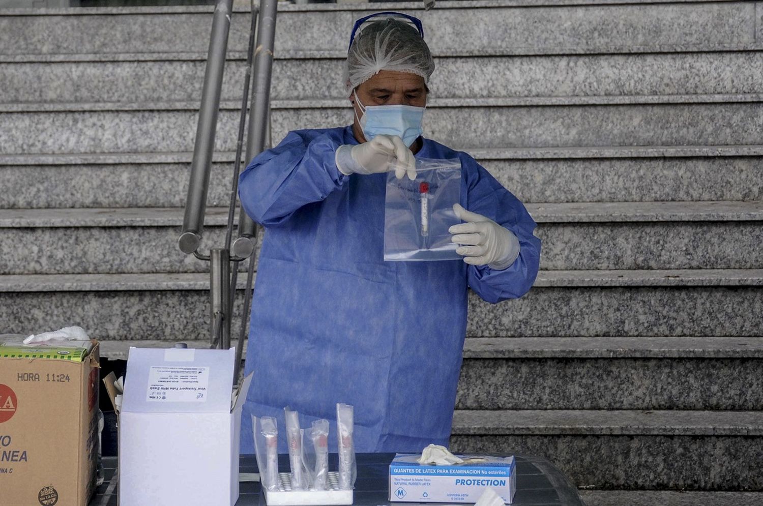 Reportaron 284 muertes y hubo 9.253 nuevos casos en la jornada del domingo