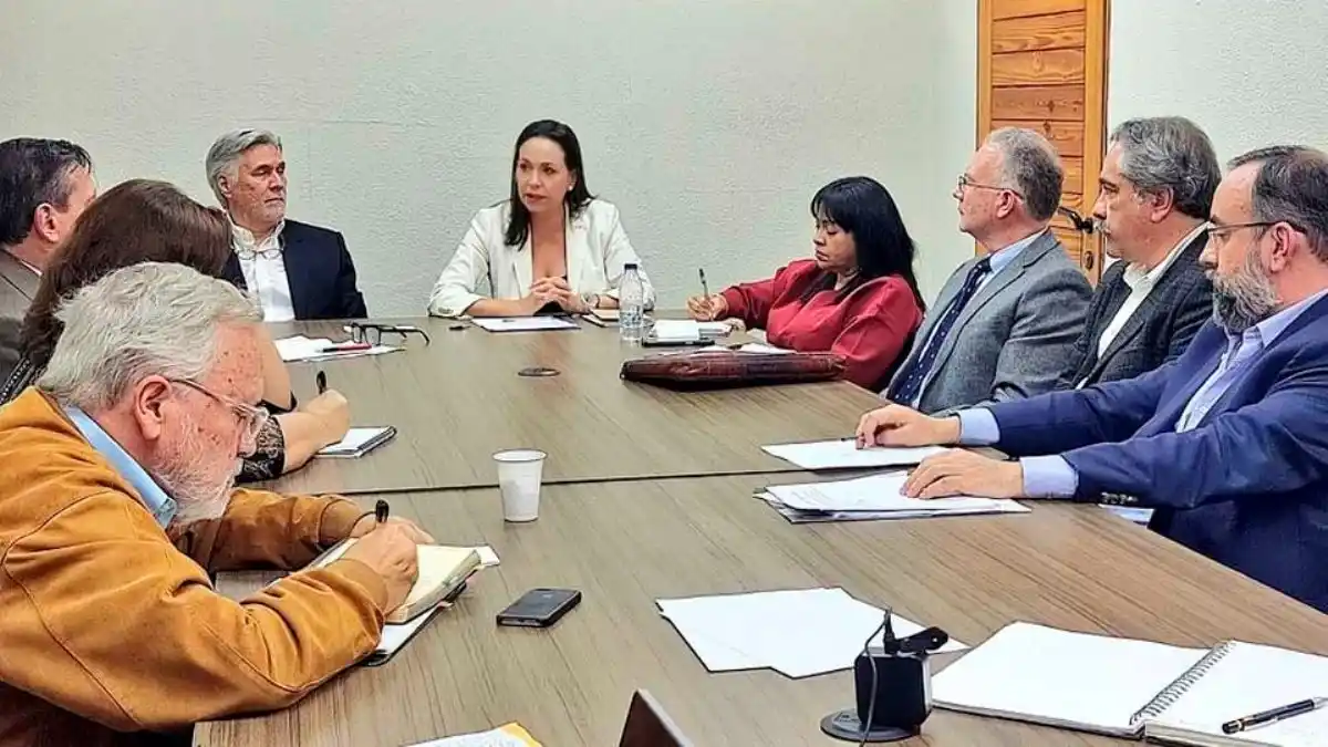 Primaria no avanza, mientras oposición se pelea asestando golpe bajo a una de sus líderes: «Si gana María Corina será peor que Maduro»