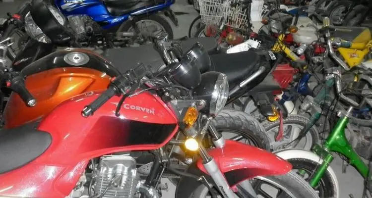 Detenidos con motos robadas de depósito municipal aseguraron que “las compraron”