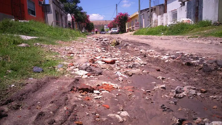 Los concejales de Cambiemos piden por  la urgente mejora de la calle Gutenberg 