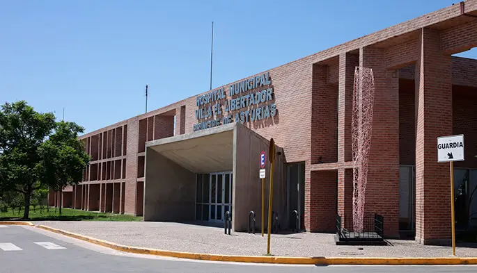 Córdoba: un niño de dos años lucha por su vida tras caer a una pileta