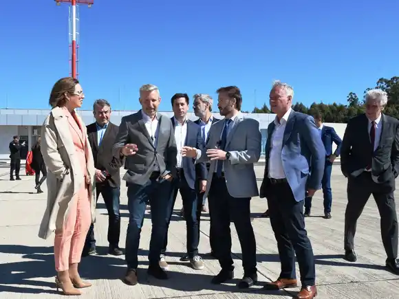 Frigerio inauguró el aeropuerto de Concordia