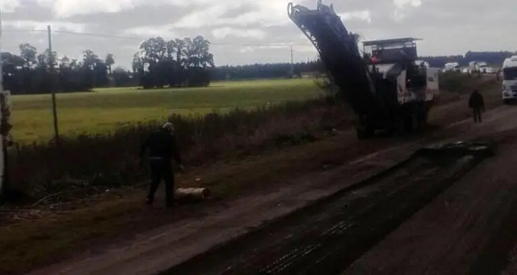 Avanzan las tareas de reparación de la Ruta 1001