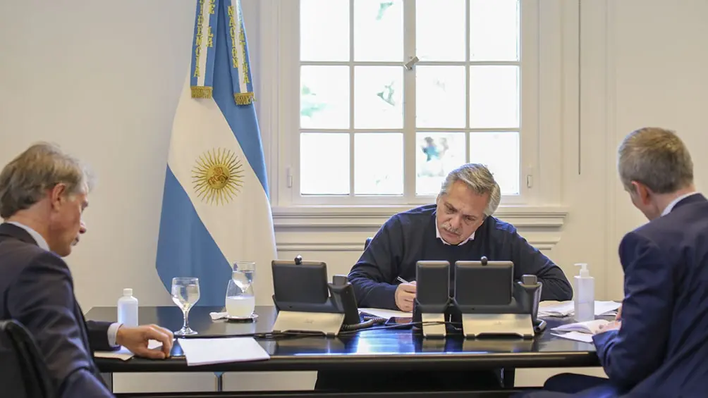 El Presidente habló con Macron