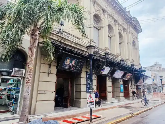 Aseguran que las funciones en el Teatro 3 de Febrero se realizarán con normalidad