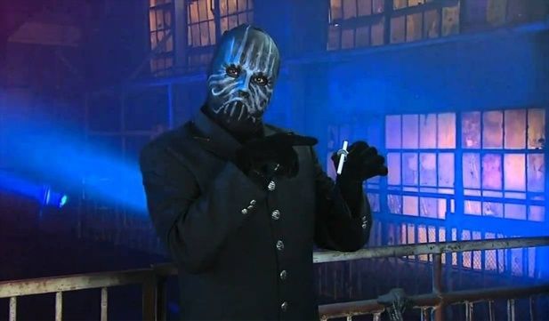 El Mago Enmascarado se está muriendo, y sus colegas están felices
