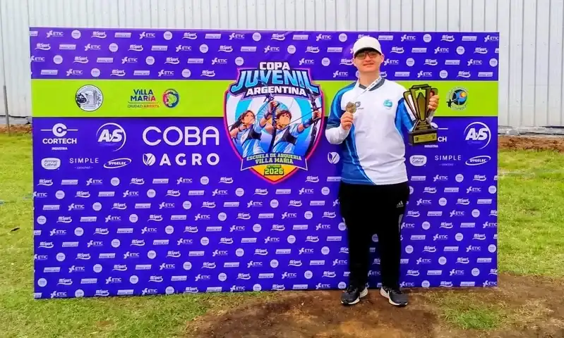 Carlos Della Penna se consagró campeón nacional juvenil de tiro con arco