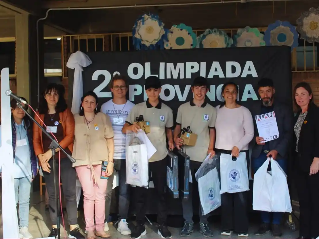 Crespo fue sede de la 2ª Olimpíada Provincial de Dibujo Técnico