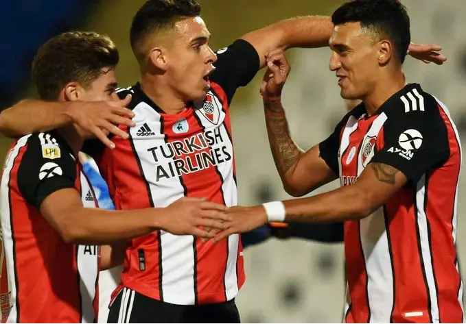 River 6 Godoy Cruz 1