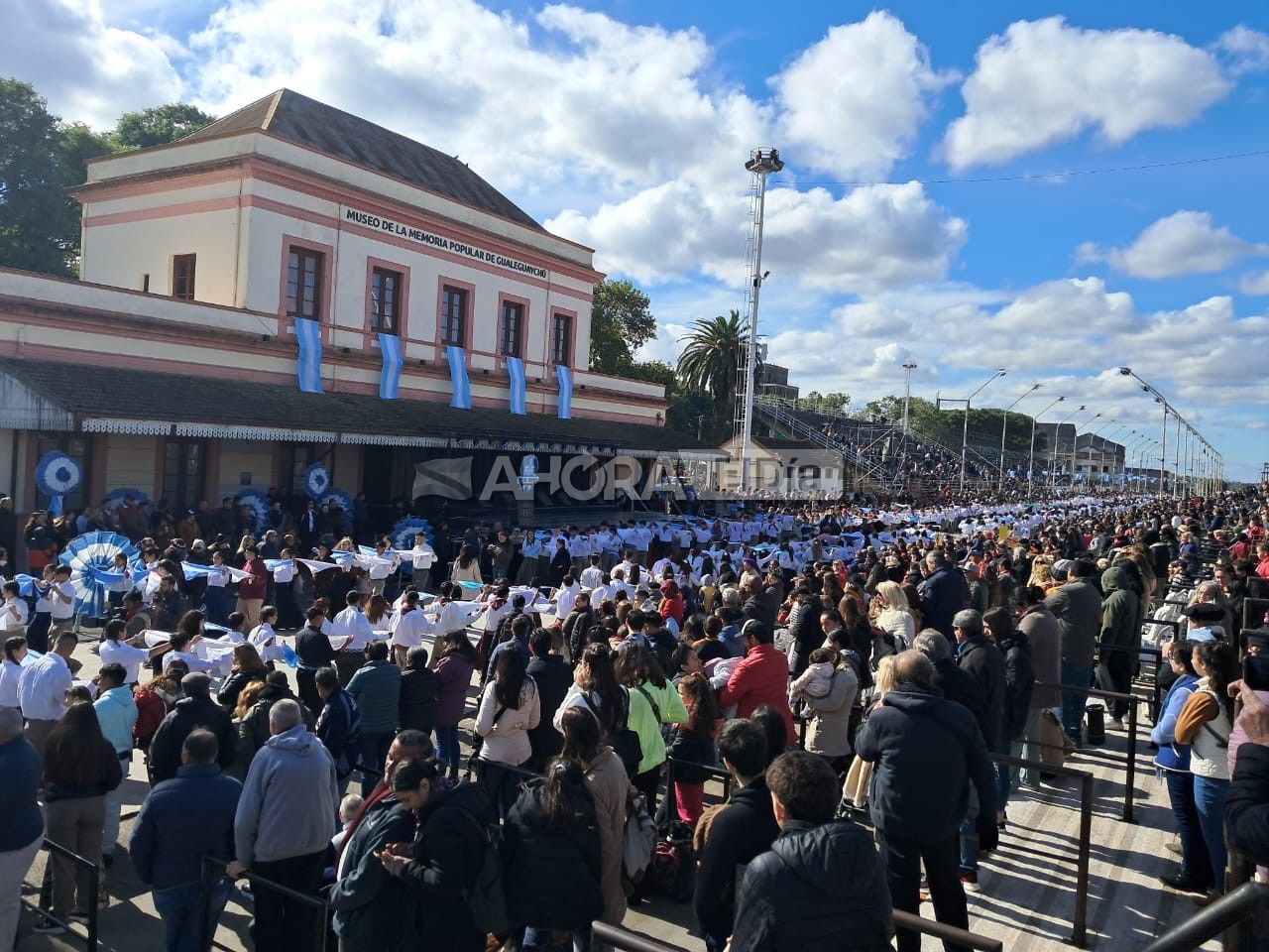 Confirmaron que la Fiesta del 25 de Mayo se realizará el domingo en el Corsódromo y sus alrededores