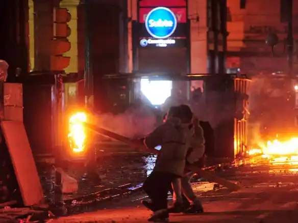 Paro de trenes: Incidentes en la Estación Constitución