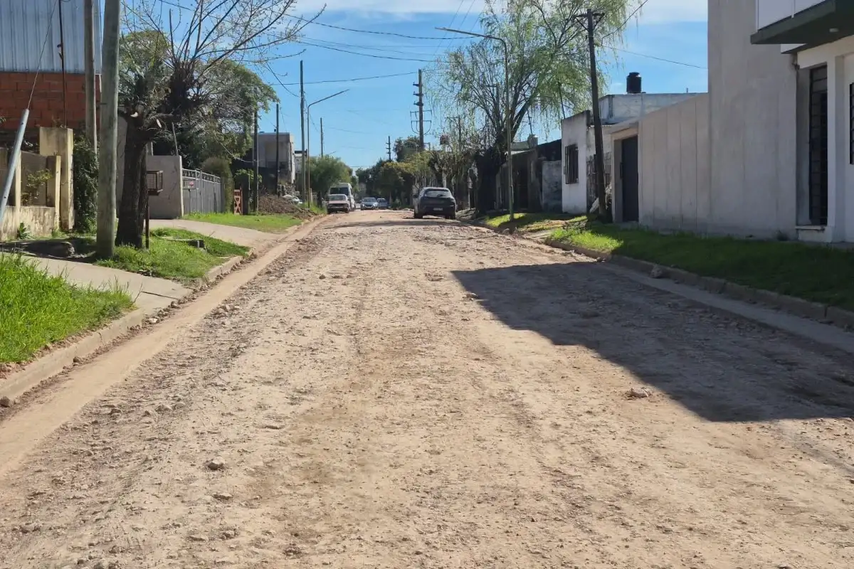 Plan 150 cuadras: Comenzaron los trabajos previos al asfaltado en la calle Vicente López y Planes
