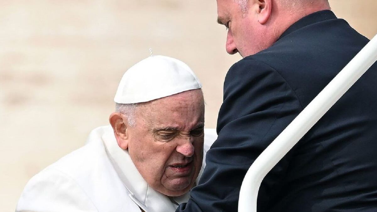 OPERAN DE EMERGENCIA al papa Francisco por este padecimiento