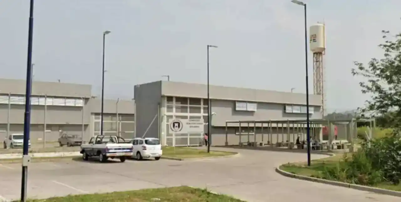 Rosario: balearon nuevamente la Unidad Penitenciaria N° 5