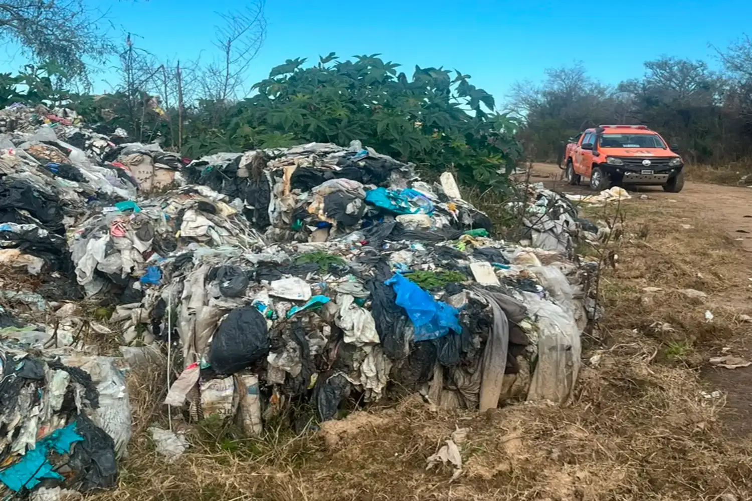 Ambiente dispuso el cese preventivo de un sitio de volcado de residuos en Villa Paranacito