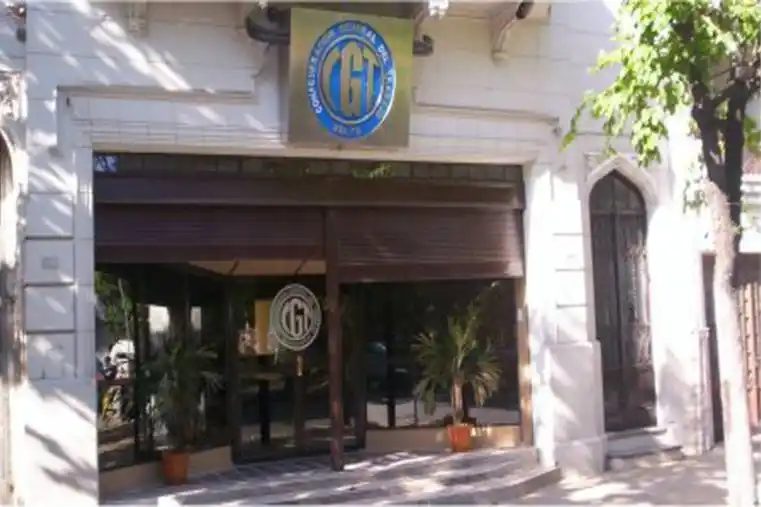 Sindicalistas en alerta por anuncios nacionales