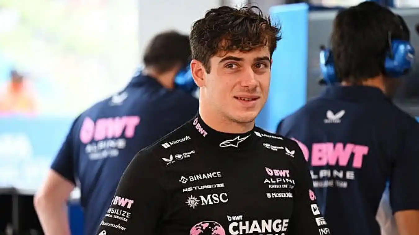 Franco Colapinto largará 16° en la final del GP de Singapur