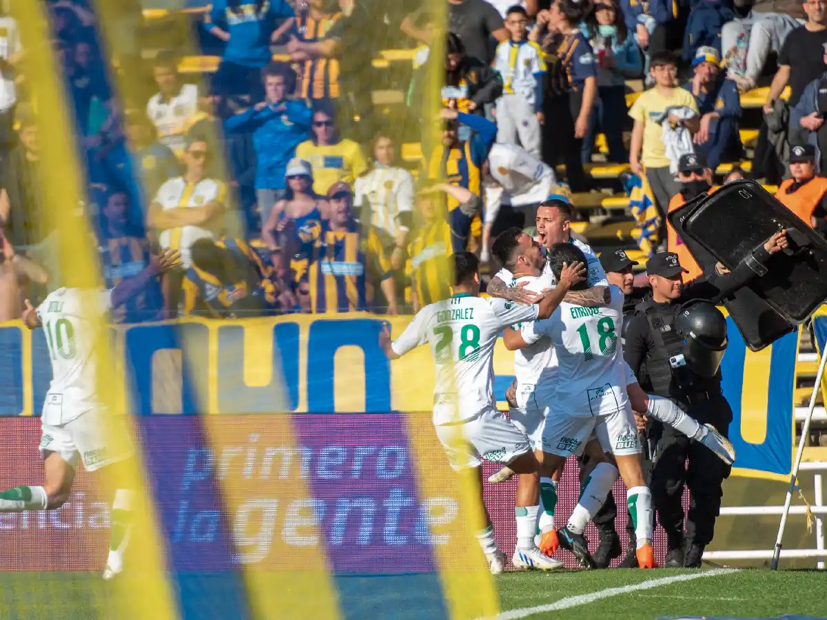 Banfield fue efectivo y se impuso en Rosario