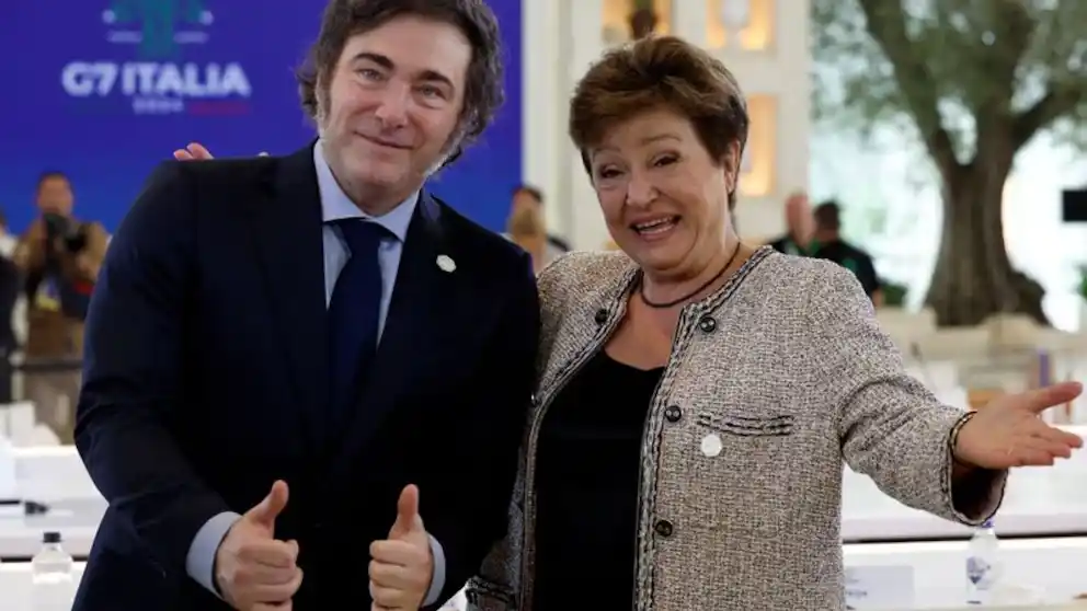 El FMI le propuso al Gobierno cobrarle más impuestos a la clase media y reducirle retenciones al campo