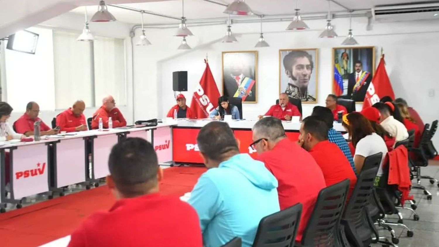 ¡SIGUEN ROBANDO!: Diosdado Cabello  acusa a EE.UU. de arremeter contra Venezuela (+ Videos)