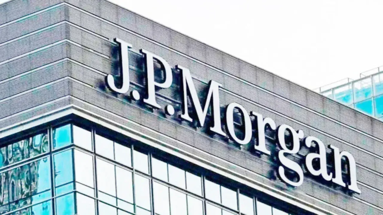 El J.P. Morgan recortó su previsión de crecimiento para la Argentina tras el desplome de la actividad en julio