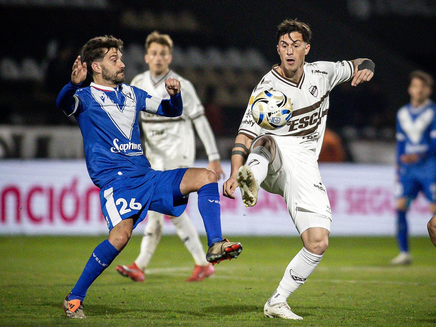 Platense y Vélez repartieron puntos en Vicente López