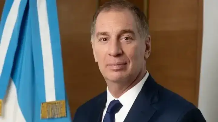 Diego Santilli.
