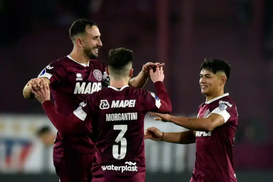 Izquierdoz , clave en el triunfo Granate(Olé)