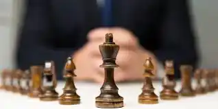 MOVIDAS POLÍTICAS: Empresario QUIERE «SALVAR» a Bogotá