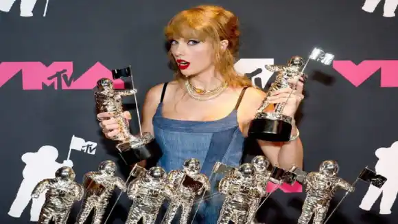 TAYLOR SWIFT la rompió en los premios MTV Video Music Awards: al ganar 7 estatuillas (+Detalles)