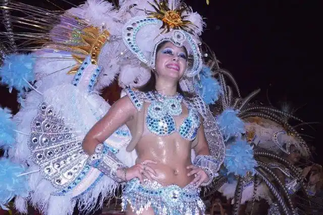 Excelente 6º Noche de Corsos