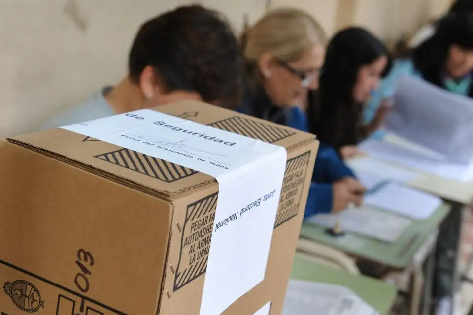 Dos frentes se presentaron en Entre Ríos para las nacionales
