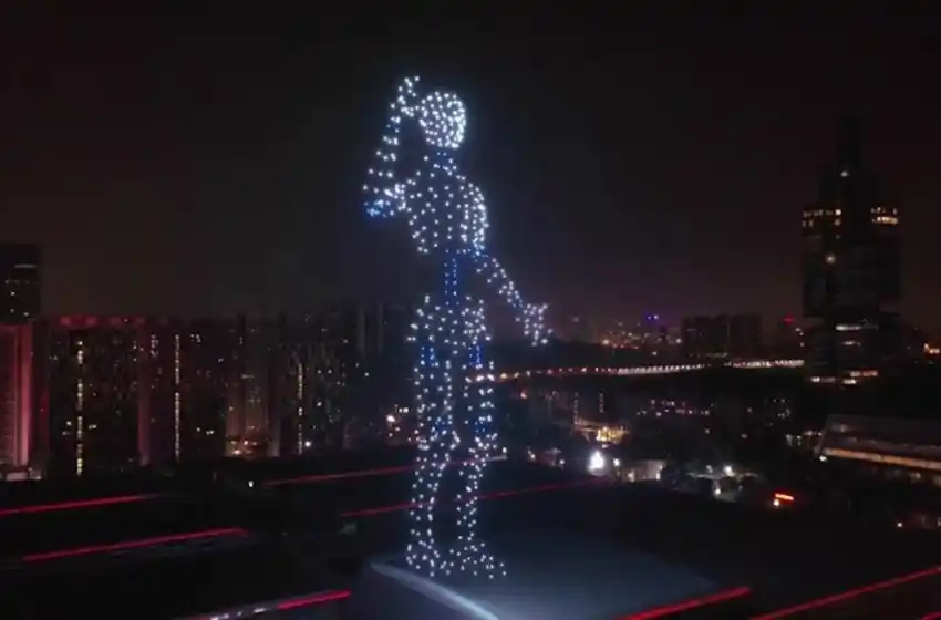 Drones e Inteligencia artificial, creando arte en el cielo