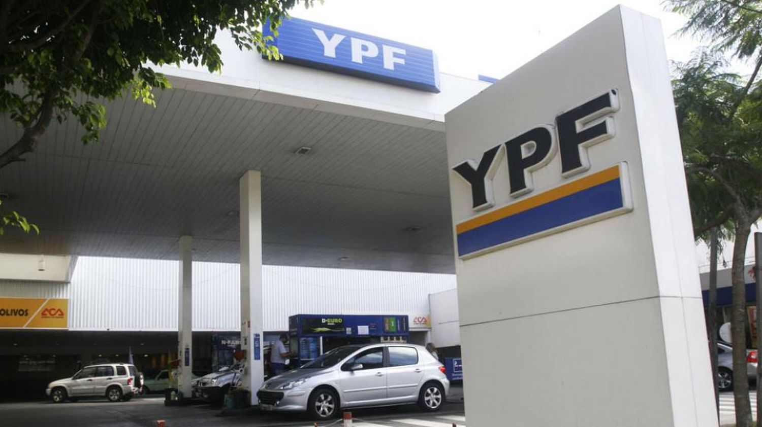YPF: Aumento de naftas de un 6%