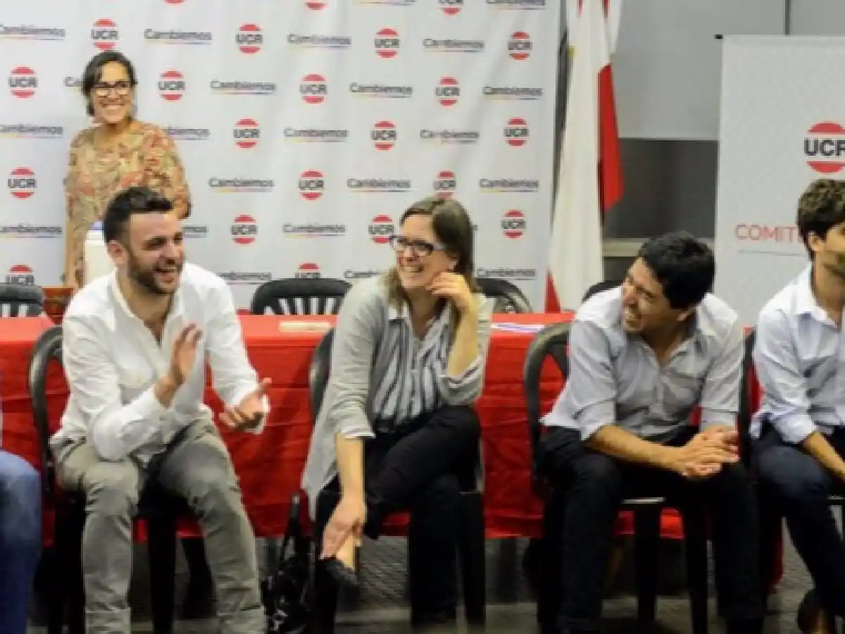 “El radicalismo necesita modernizarse y ser una usina de pensamiento de Cambiemos”