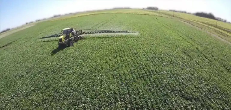 Aprobaron el protocolo para la aplicación de fitosanitarios en Entre Ríos: qué distancias establece de escuelas rurales