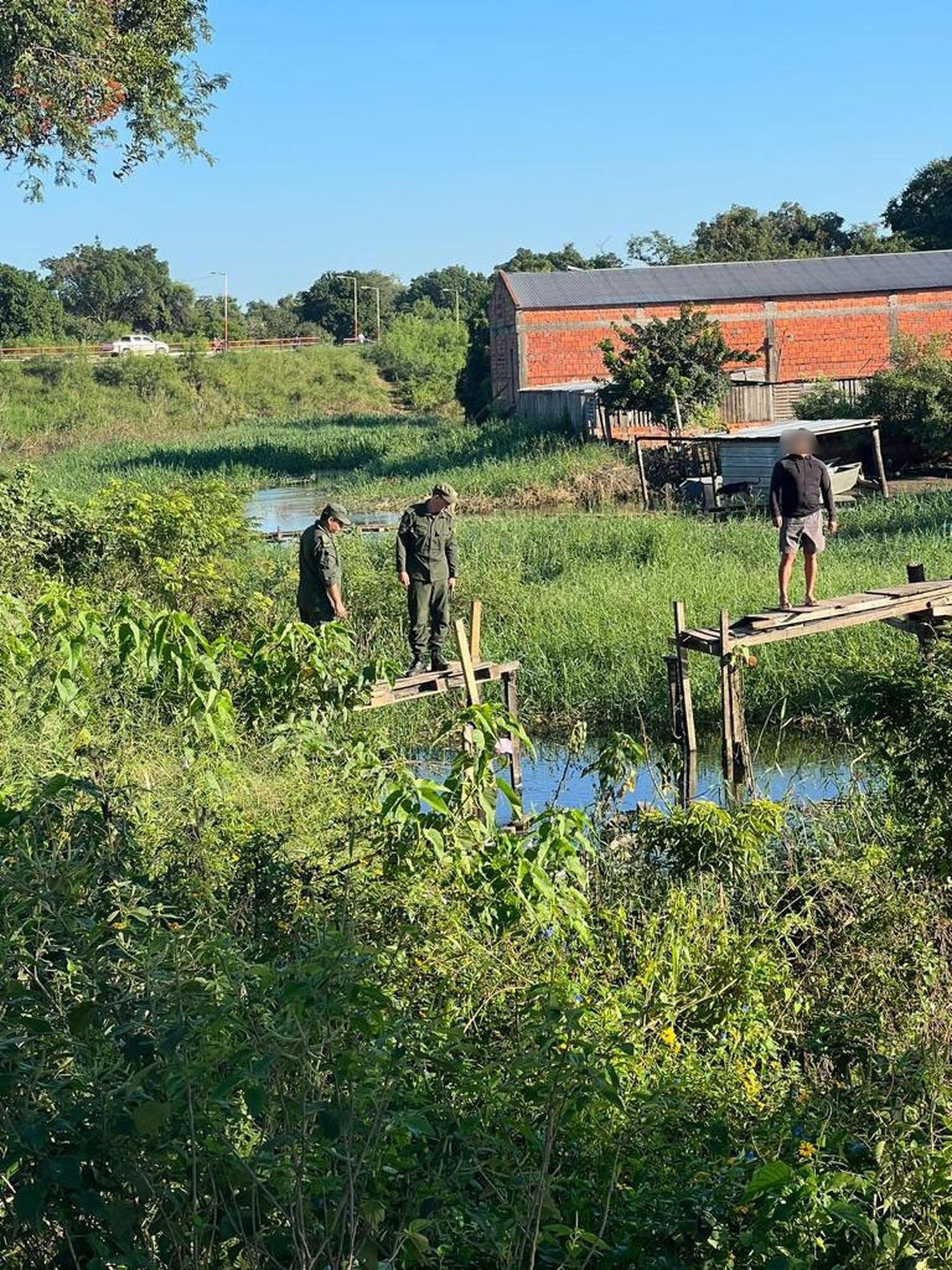 Desarman puentes clandestinos en Clorinda