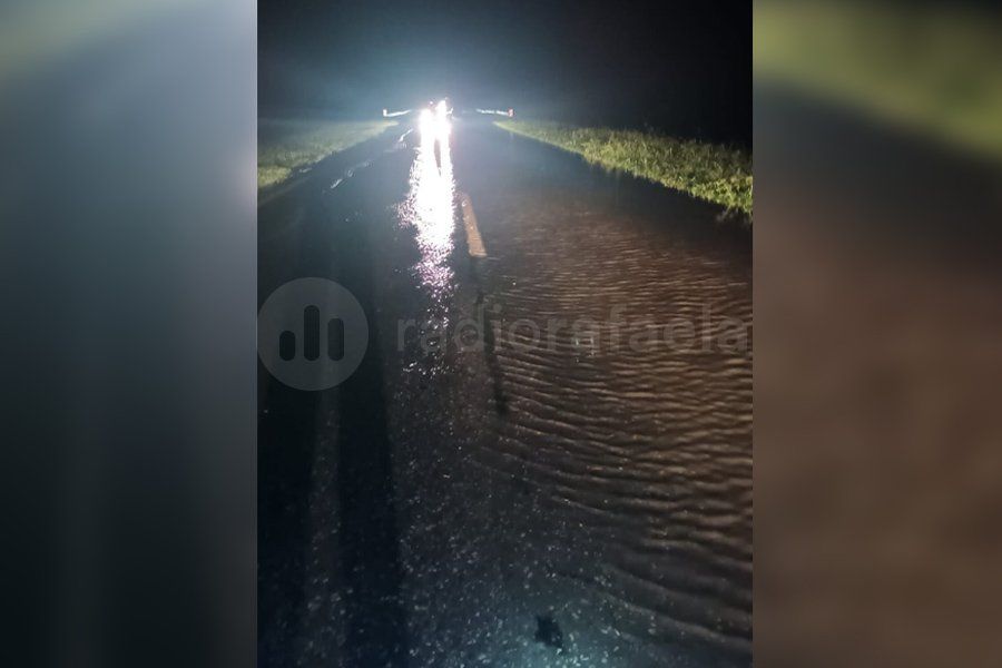 Habilitaron el tránsito en Ruta Nacional 34: estaba cortado por agua cruza sobre la calzada