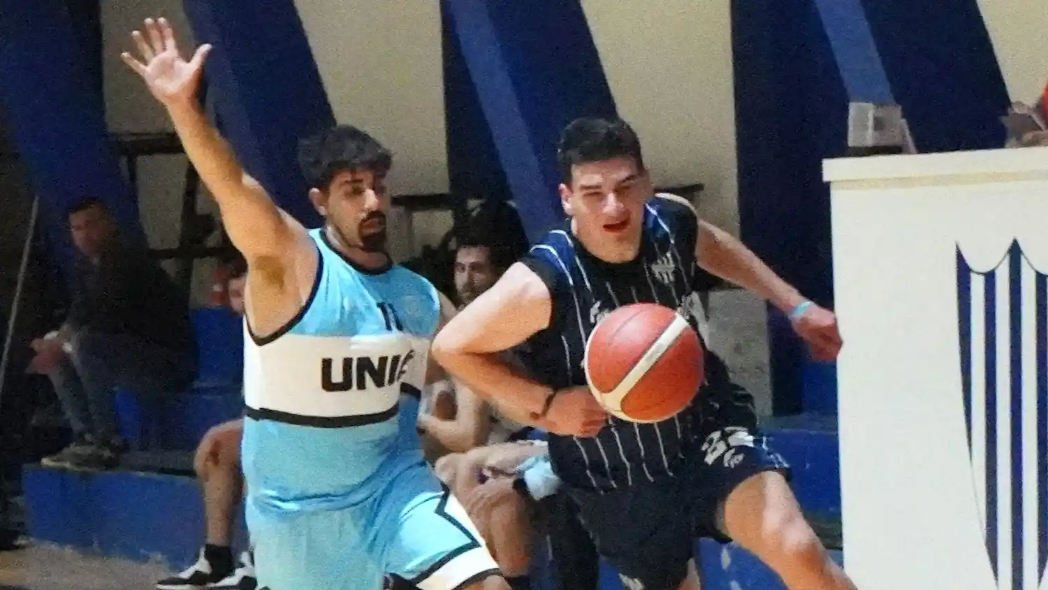 Rivadavia va por la recuperación ante Unión 'A'